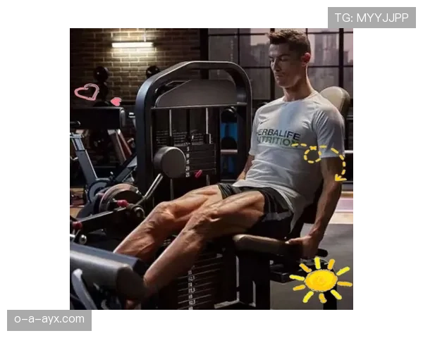 C罗身体管理秘诀揭秘:稳步提升职业生涯巅峰状态 C罗身体管理秘诀揭秘:稳步提升职业生涯巅峰状态