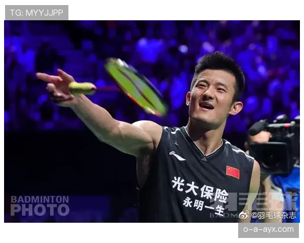 谌龙赛场外竟然这么低调，照顾家庭比拚球技还认真？