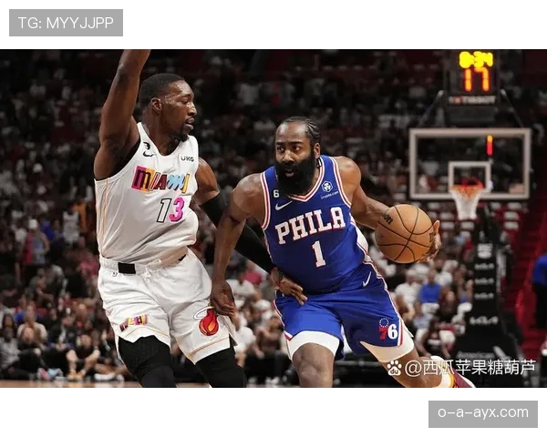 弗拉德·迪瓦茨内线策应提升挡拆效率改变球队攻防节奏